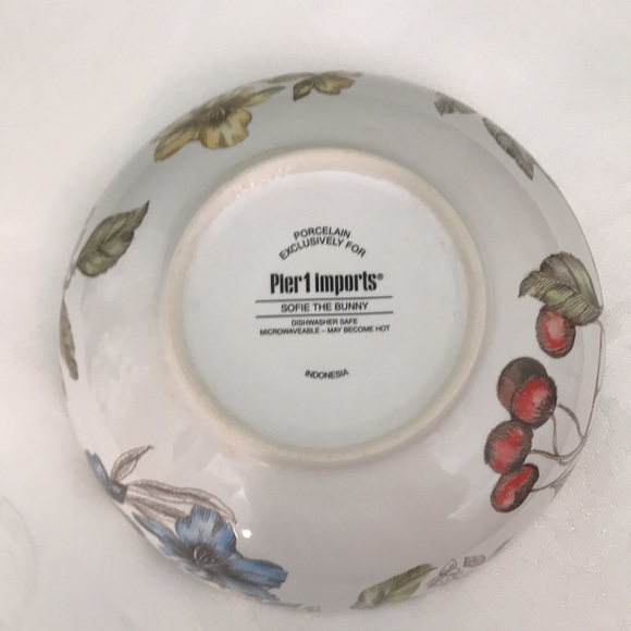 Pier 1 Imports: Four Piece Porcelain Sofie the Bunny Place Setting. - Picture 8 of 12